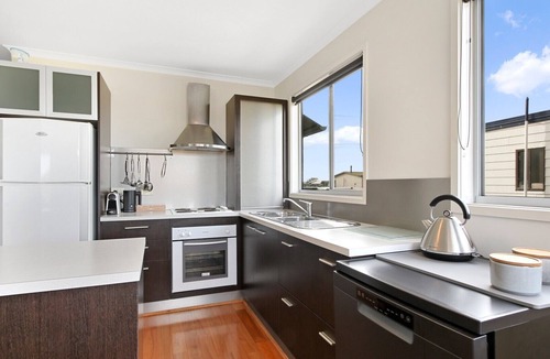 Lake Tyers Beach House | Shore Thing | Spacious Retreat for 15 Guests