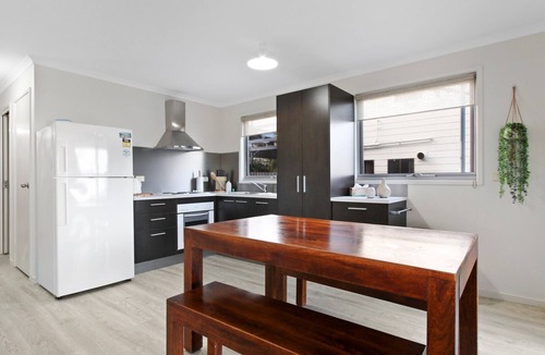 Lake Tyers Beach House | Shore Thing | Spacious Retreat for 15 Guests