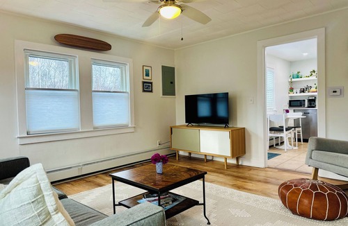 North Kingstown Cottage | Shorebreak Cottage