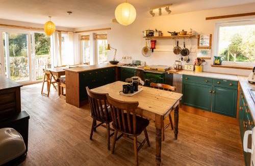 Islay Island House | Shorefield, Bruichladdich