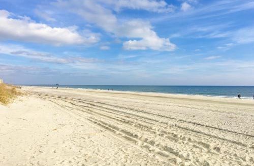 Cherry Grove Beach Apartment | Shorehaven G-3