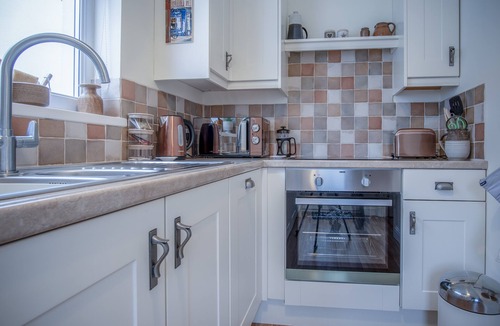 Lydstep Apartment | Shorelands - 1 Bedroom - Manorbier