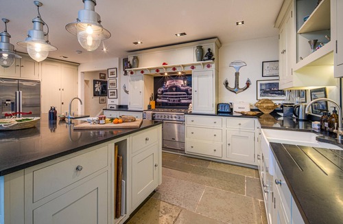 Bembridge House | Shorelands, Bembridge, sleeps 16