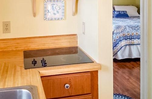 Kennebunk House | Shorelands Resort