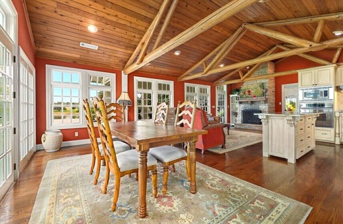 Springdale House | Shoreline Cottage - Direct Lake Access