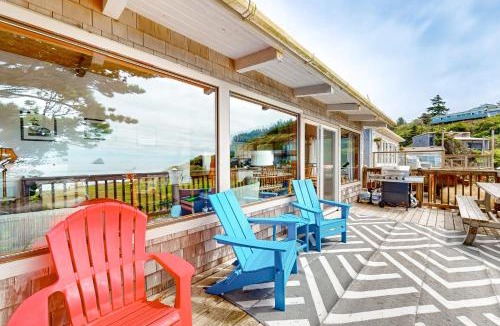 Cape Meares House | Shoreline Cottage Oceanfront Vacation Rental