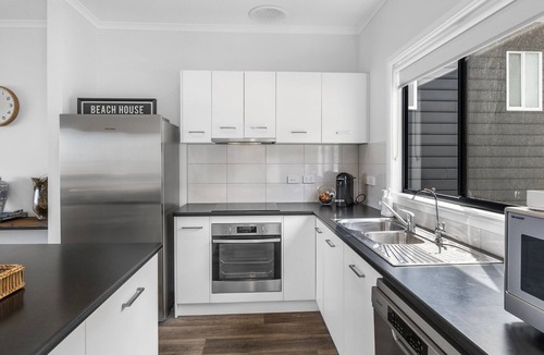 Wirrina Cove House | Shoreline Escape - 21/1 Paradise Drive