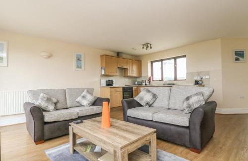 Longrock House | Shoreline