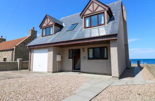 Rosehearty House | Shoreline House