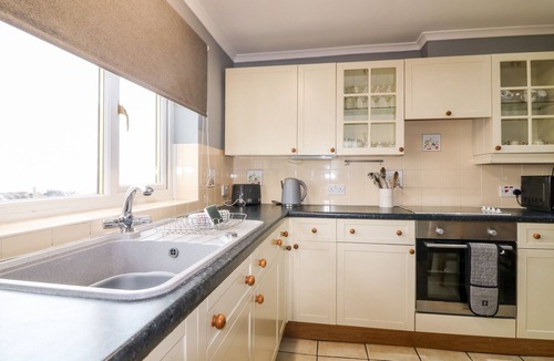 Rosehearty Cottage | Shoreline House