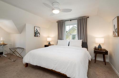 Robbinsdale House | Shoreline Villa