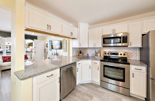 Brigantine House | ShoreThingBrigantine 1st FL Available for Stockton Graduation!