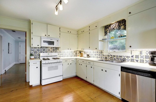 Smithville House | Short cottage