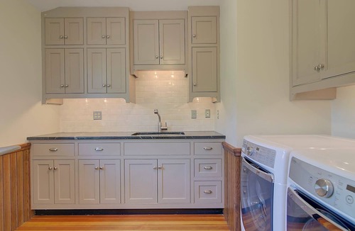 Yarmouth Port House | Short Drive to Gray's Beach!