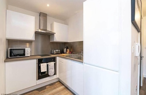 Old Trafford Apartment | Short Let Apartment Manchester