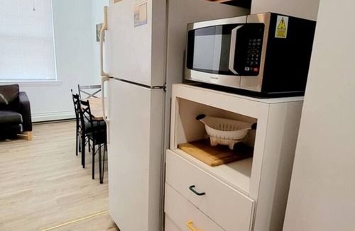 Cheltenham Apartment | Short & Long-Term Rentals — Monthly Discount