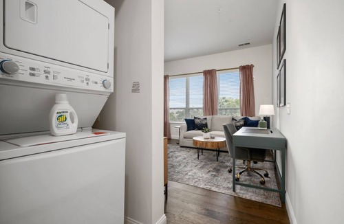 Short North Apartment | Short North 1BR | Near OSU | Garage | Elevator