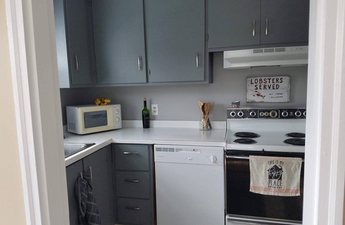 York Beach House | Short Sands Beach is a 5-Minute Walk. Winter, Spring, & Summer Dates Available!