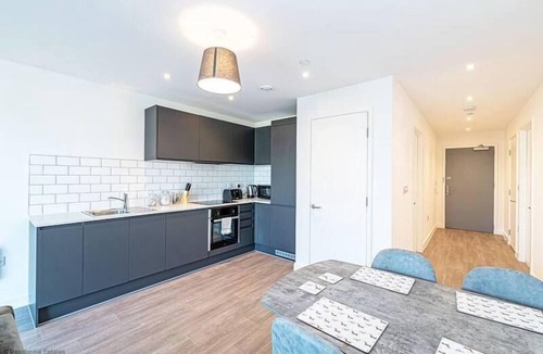 Old Trafford Apartment | Short Term Accommodation Manchester