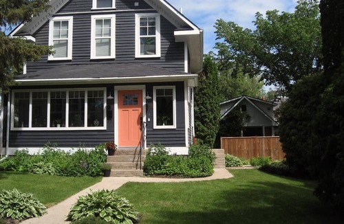Saskatoon Downtown House | Short-term House Rental August 1 to November 11, 2024