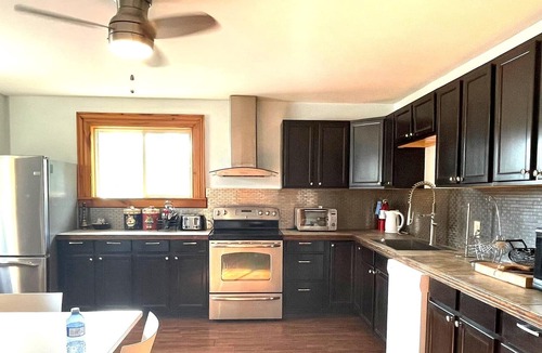 Norland Apartment | Short Term Rental-Catch n' Relax - Apt 2 in Kawartha Lakes