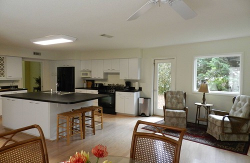 Oceanside House | Short walk to beach, pool in full sun, golf view, bright open home, Pet Friendly