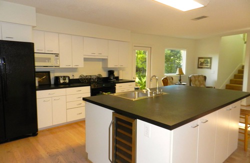 Oceanside House | Short walk to beach, pool in full sun, golf view, bright open home, Pet Friendly