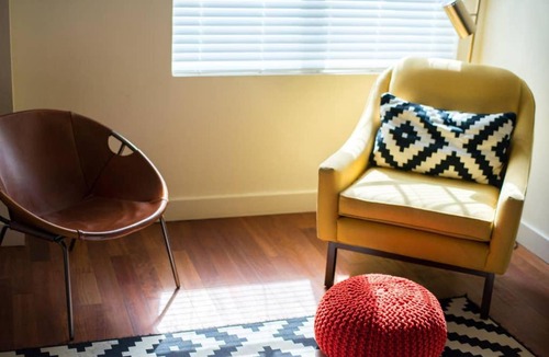 South Pointe Apartment | Short Walk to Beach - LARGE 3bd2ba - Sleeps 8