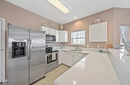 Terramar Beach House | Short Walk to Beach, Ocean/Bay Views, Arcade NFL Blitz