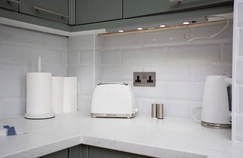 South Shields Apartment | Short walk to Ocean beach front