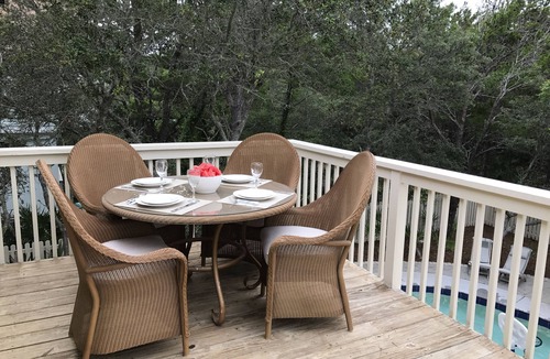 Gulf Trace House | SHORT WALK TO PRIVATE ACCESS TO BEACH