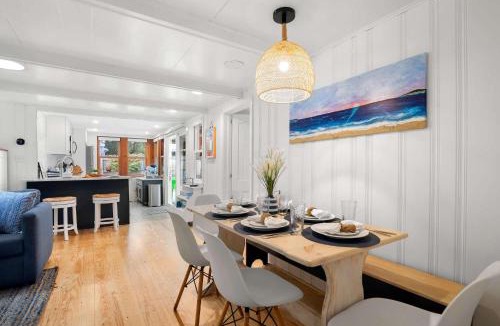 North Eastham House | Short Walk to Private Association Beach