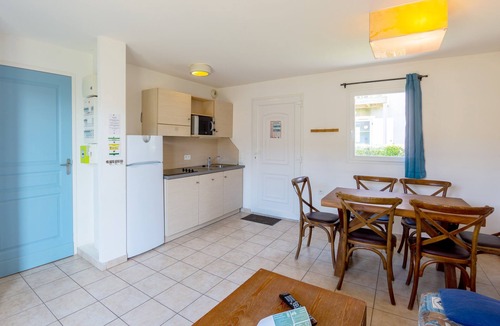 Saint-Nic Condo | Short Walk to the Beach | Pool Access