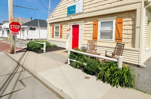 Old Orchard Beach Apartment | Short Walk to the Pier & Steps From the Sand!