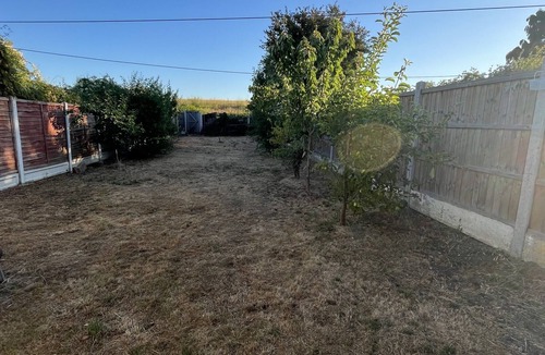 South Hornchurch House | Shortlet Express, 3 bedroom House,2 baths Dagenham