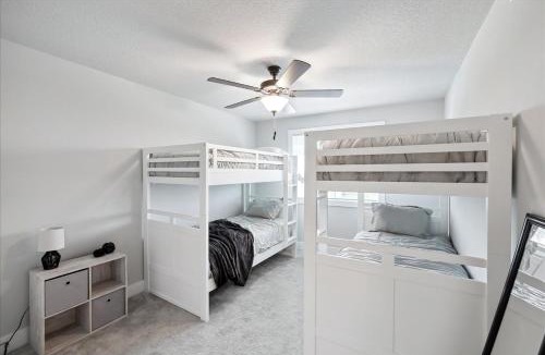 Norwalk House | Shortstop and Stay