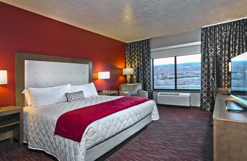 Boulder Flats Hotel | Shoshone Rose Casino & Hotel