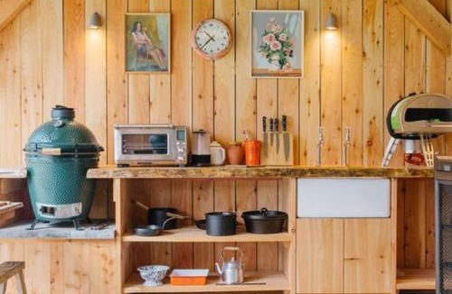 Banchory House | Showman's Caravan