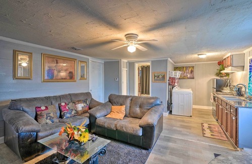 Broadmoor House | Shreveport Vacation Rental Near Riverfront