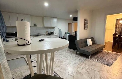 Shreveport House | Shreveport | Work, Play, Stay