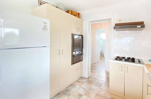 Inverloch House | Shudderbug Shack Inverloch