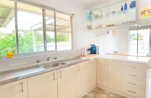 Inverloch House | Shudderbug Shack Inverloch