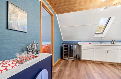 Audubon Park House | Shuffleboard - Gym - BBQ