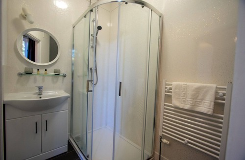 Eastchurch Hotel | Shurland Hotel