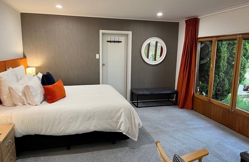 Greytown Bed & Breakfast | Shy Studio - Boutique accommodation in Greytown