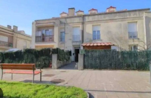 La Cueva Condo | Siéntete Como en Casa en Este Acogedor Piso con Encanto en un Entorno Rural