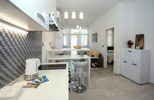 Plisac Apartment | Sibenik city center Apartment Sonia