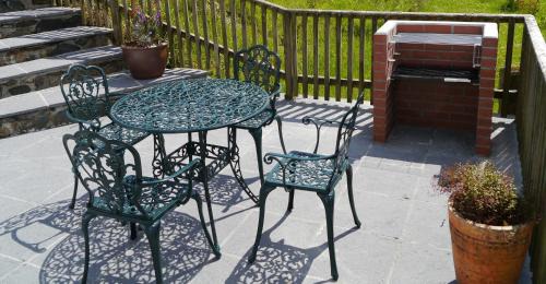 Trewen House | Siblyback Cottage