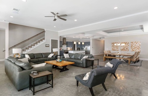 Kingsland House | Side by Side Lux Homes } Concierge Services