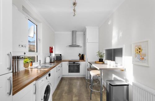 Murthill Apartment | Sidlaw View